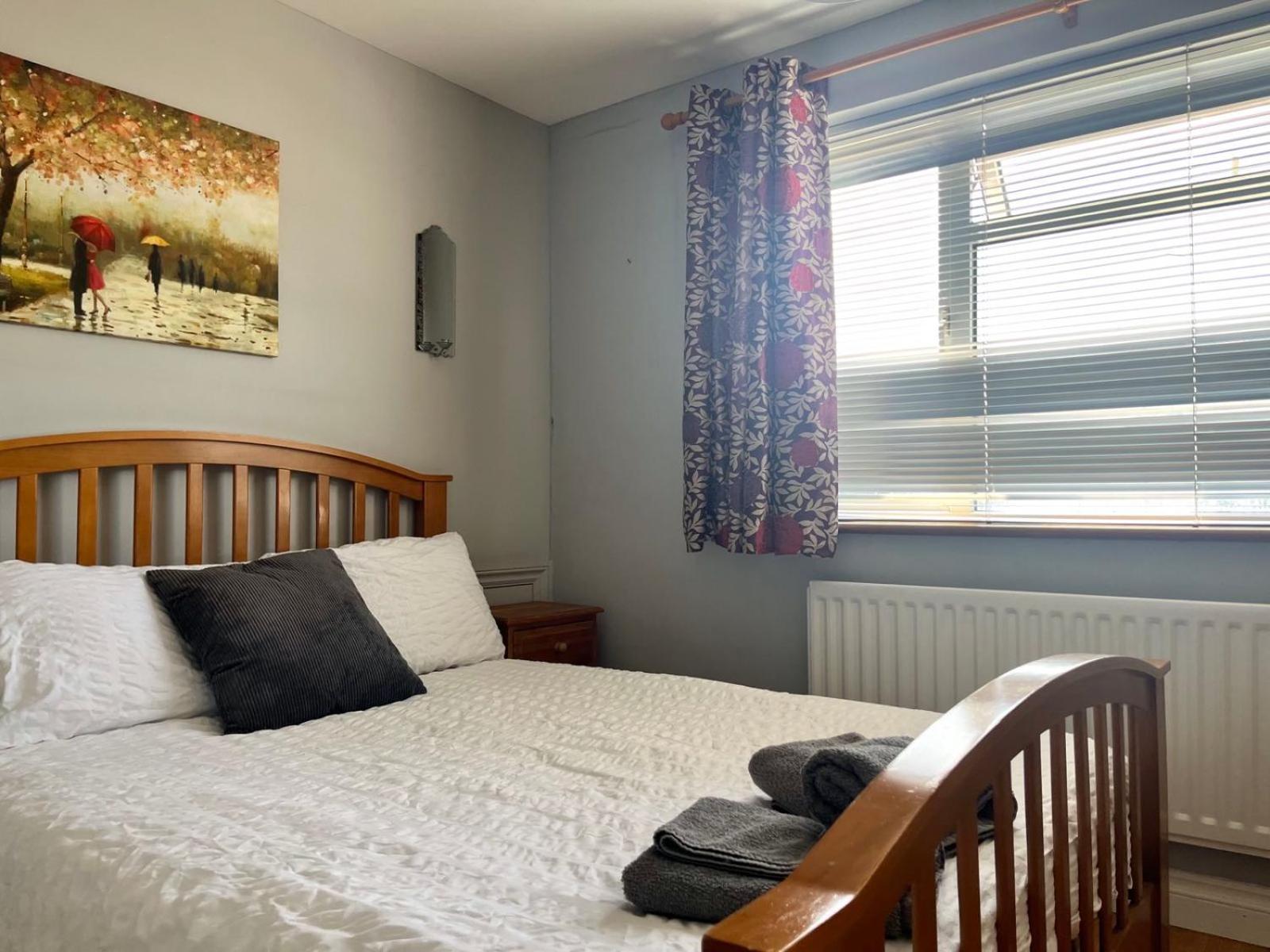 Ifield Lopez Home Crawley מראה חיצוני תמונה